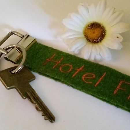 Hotel Flower Power Hehlen المظهر الخارجي الصورة